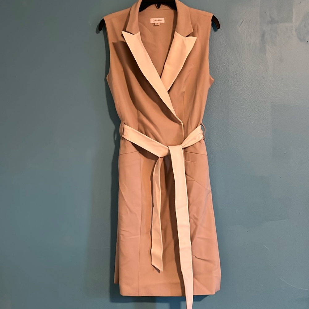 New Calvin Klein, size 12, tan and white dress